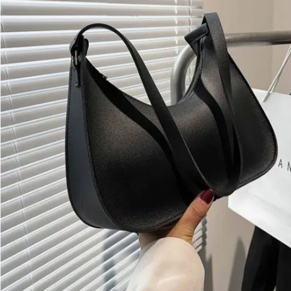 Chic black boho bag.